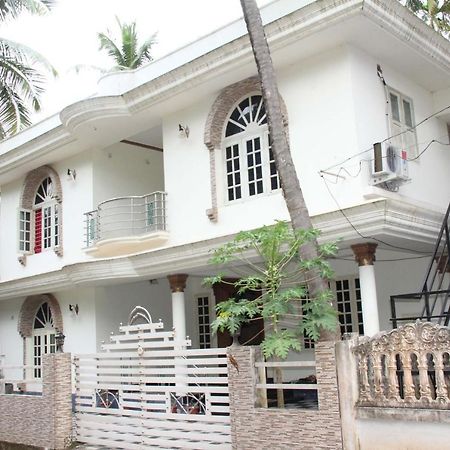 Jj'S White House Thrissur Exterior foto