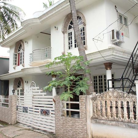 Jj'S White House Thrissur Exterior foto